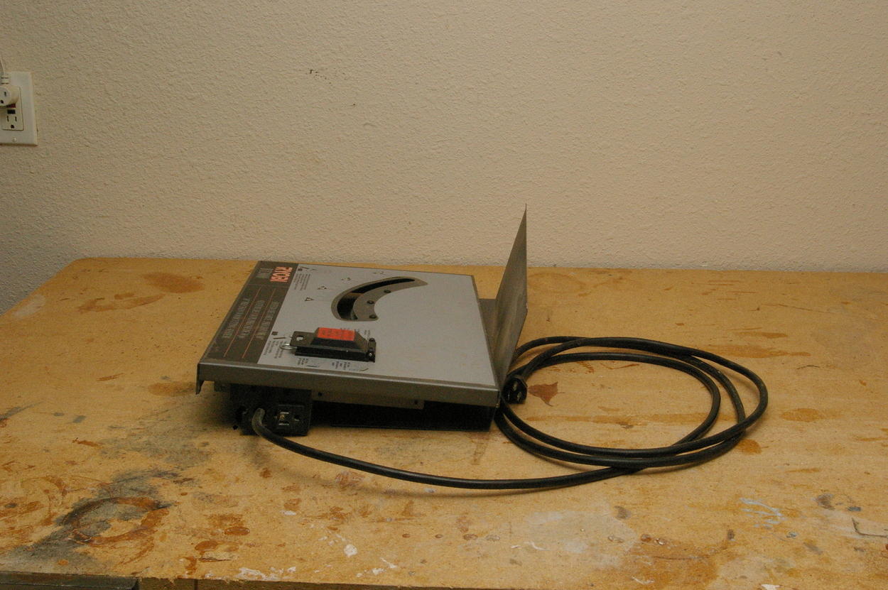 Ryobi BT3000/BT3100
Front casing
$5