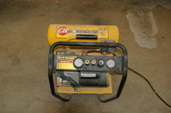 1.5 HP Air Compressor - Lost it's compression power, barely works
FREE!